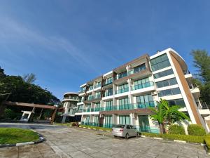 Gallery image of The Naithorn Condo Unit 401 in Nai Thon Beach