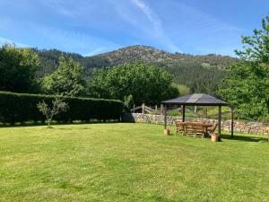 A general mountain view or a mountain view taken from the country house