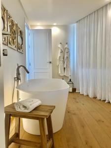 Fotografie z fotogalerie ubytování La Ermita Suites - Único Hotel Monumento de Córdoba v destinaci Córdoba