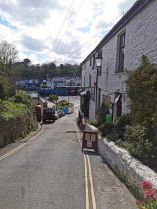 Photo de la galerie de l'établissement The Old Ferry Inn, à Fowey