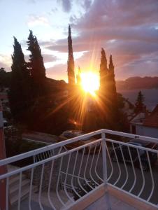 Příroda nedaleko apartmánu + 8 fotografií