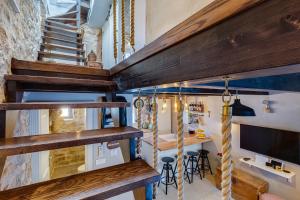 TV a/nebo společenská místnost v ubytování Luxury LeNi Guest House