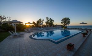Bazén v ubytování Giannarakis Beach nebo v jeho okolí
