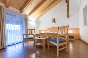 Posezení v ubytování Strasserhof tenuta-Weingut + 27 fotografií