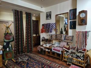 Istumisnurk majutusasutuses Silk Road Hotel
