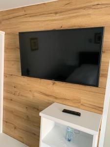 A television and/or entertainment centre at Landgasthof zur Post