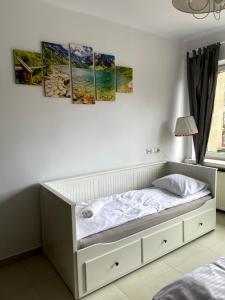 Posteľ alebo postele v izbe v ubytovaní EXPO KRUPÓWKI 60 APARTMENT