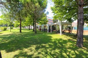 Zahrada ubytování Grand Hotel Esplanada