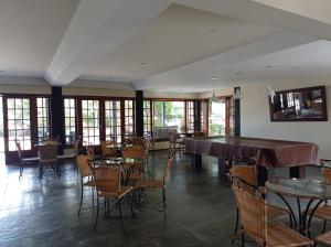 Zona de lounge sau bar la Le Corsaire