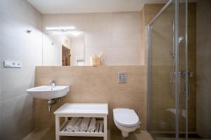 Koupelna v ubytování Apartmán Lipnoport + 17 fotografií