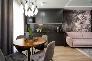 Istumisnurk majutusasutuses Jacuzzi Apartment Main Square