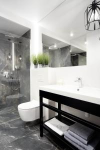 Vannituba majutusasutuses Jacuzzi Apartment Main Square