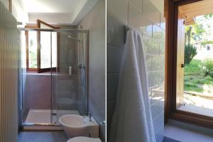 2 fotografías de un baño con ducha y lavabo en Ca' Dei Ste, en Valle