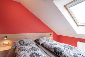 Postel nebo postele na pokoji v ubytování Saeli Apartments