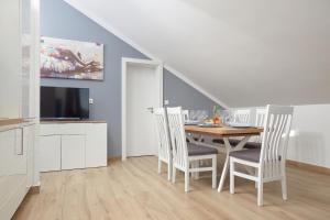 Μια τηλεόραση ή/και κέντρο ψυχαγωγίας στο Apartments Nika