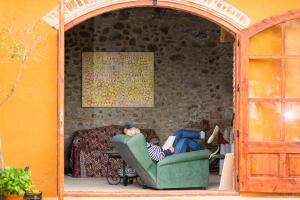 Posezení v ubytování Mas Teixidor, Masia entre Girona y la Costa Brava