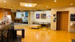 Кухня или мини-кухня в Hotel Route-Inn Shinagawa-Oimachi
