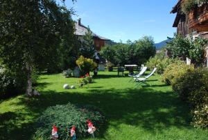 A garden outside Schattseiterhof