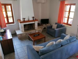 Posedenie v ubytovaní Lefkada Villas by Omikron Selections