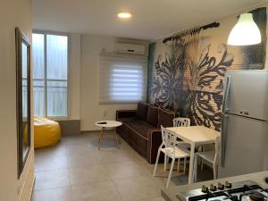 Gallery image of Apartment Harmony in Bat Yam
