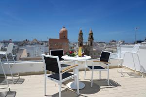 Fotografie z fotogalerie ubytování Plaza Mina Suites - Adults Recommended by Luxury Suites Cadiz v destinaci Cádiz