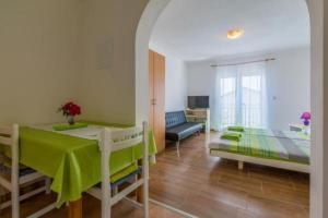 Posteľ alebo postele v izbe v ubytovaní Apartmani Sil