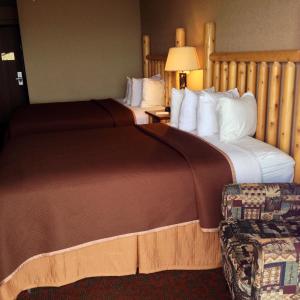 Gallery image of Bridge Vista Beach Hotel and Convention Center in Mackinaw City