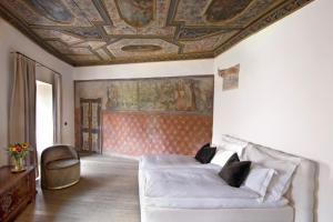 Gallery image of Schloss Freudenstein in Appiano sulla Strada del Vino