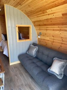 A seating area at Allt Yelkie Pod Coig, Earlish