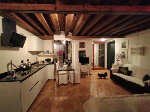Cucina o angolo cottura di Suite Ai Leoni