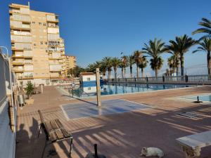 The swimming pool at or close to Apartamento Algarrobo Costa