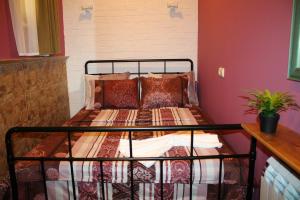 Letto o letti in una camera di Retro Hostel & Tours