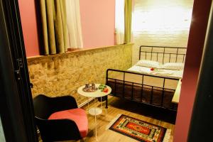 Letto o letti in una camera di Retro Hostel & Tours