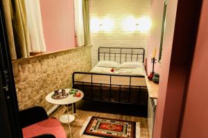 Letto o letti in una camera di Retro Hostel & Tours
