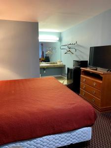 Cama o camas de una habitación en Plaza Inn Springfield