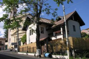 Budova, kde se prázdninový dům nachází