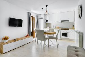 A kitchen or kitchenette at Casa Marosa