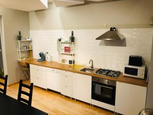 Kuchyňa alebo kuchynka v ubytovaní Apartment Easyway to sleep