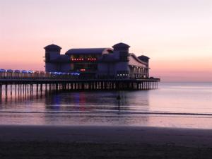 ウェストン・スーパー・メアにあるThe Weston Super Mare Guest Houseのギャラリーの写真