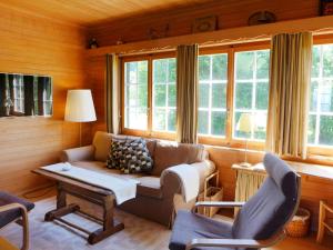 Кът за сядане в Chalet Panoramablick by Interhome