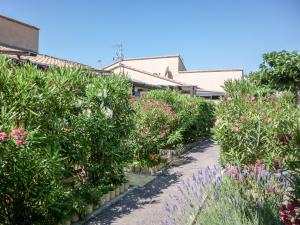 Zahrada ubytování Holiday Home Port Sud by Interhome