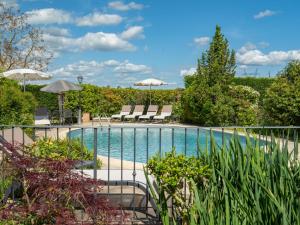 Bazén v ubytovaní Holiday Home Casale il Giglio-1 by Interhome alebo v jeho blízkosti