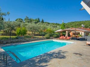 Bazén v ubytovaní Holiday Home Posticcia Vecchia by Interhome alebo v jeho blízkosti