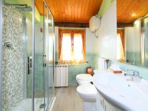Kúpeľňa v ubytovaní Holiday Home Posticcia Vecchia by Interhome