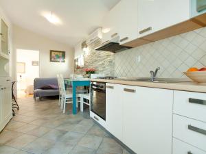 Køkken eller tekøkken på Apartment Fila-2 by Interhome