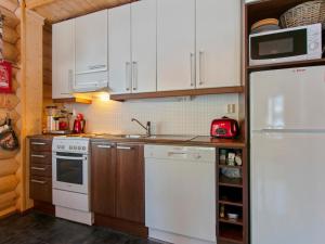 Kuchyň nebo kuchyňský kout v ubytování Holiday Home Sini-ruka 1 by Interhome + 15 fotografií