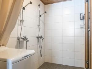 Et badeværelse på Holiday Home Kätkänkulma a1 by Interhome + 9 billeder