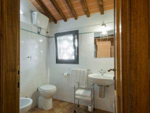 Koupelna v ubytování Apartment Oliveto by Interhome