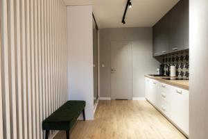 Kuchyňa alebo kuchynka v ubytovaní Stylowe Apartamenty Plewiska