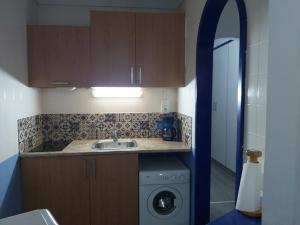 Kuchyň nebo kuchyňský kout v ubytování BAHIA III 112 EmpuriaRent + 14 fotografií